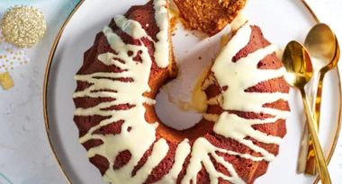Fig and ginger pudding with honey custard