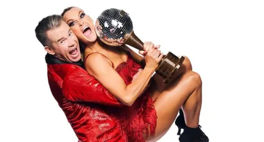 Phil Burton wins Dancing with the Stars