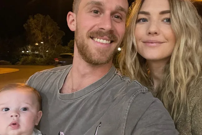 sam frost family
