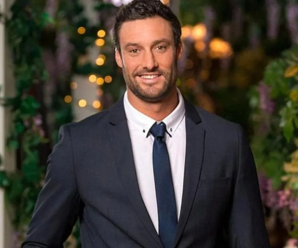 charlie-newling-bachelor-passed-away