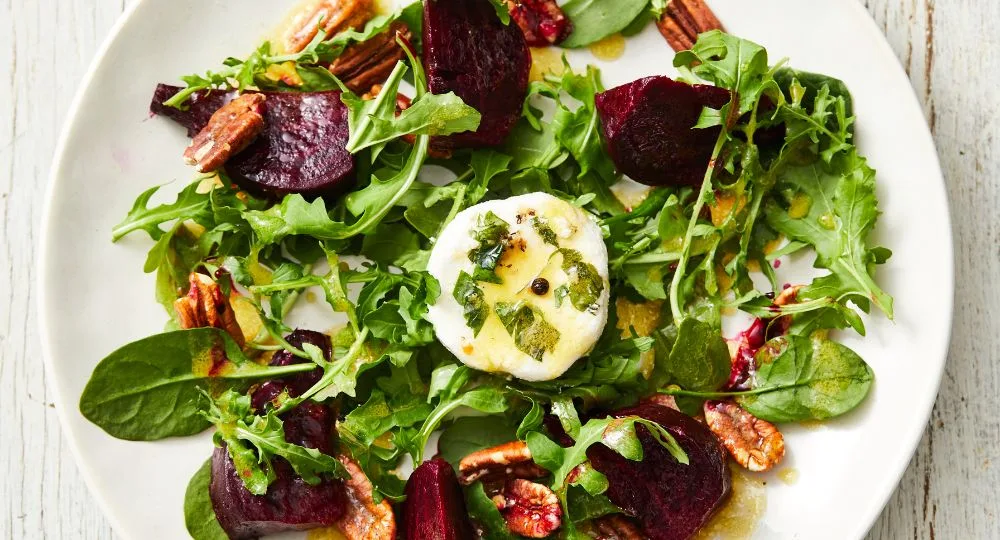Beetroot, spinach, rocket and feta salad Recipe | New Idea