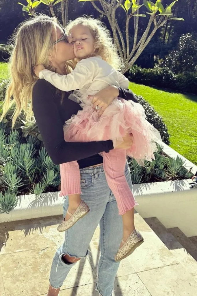 jen-hawkins-family