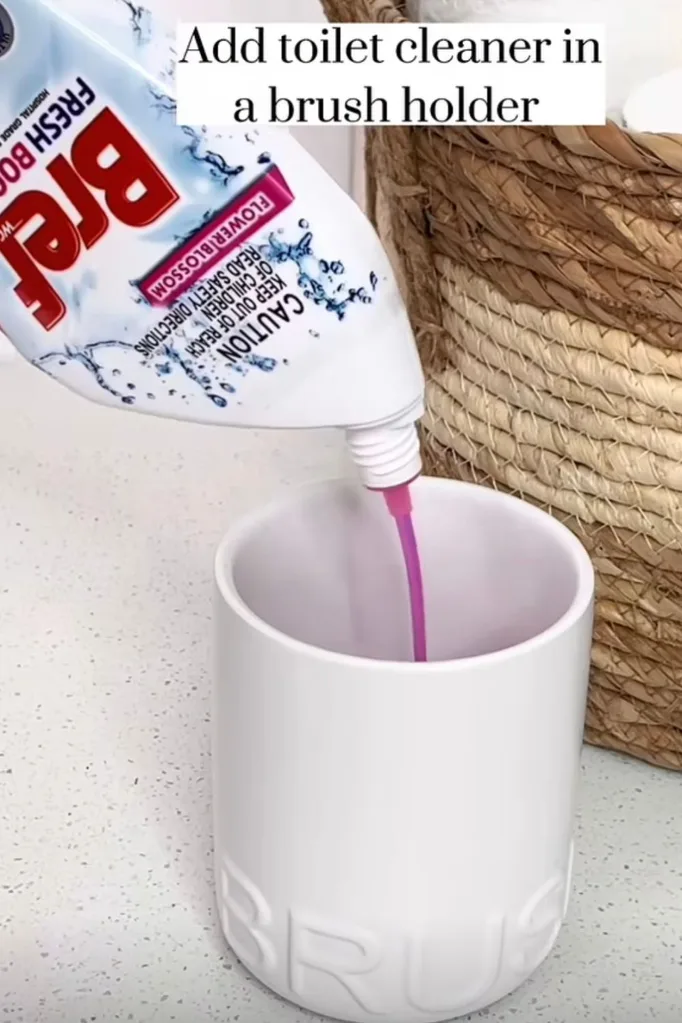 bathroom-cleaning-hacks-how-to-make-your-bathroom-smell-nice