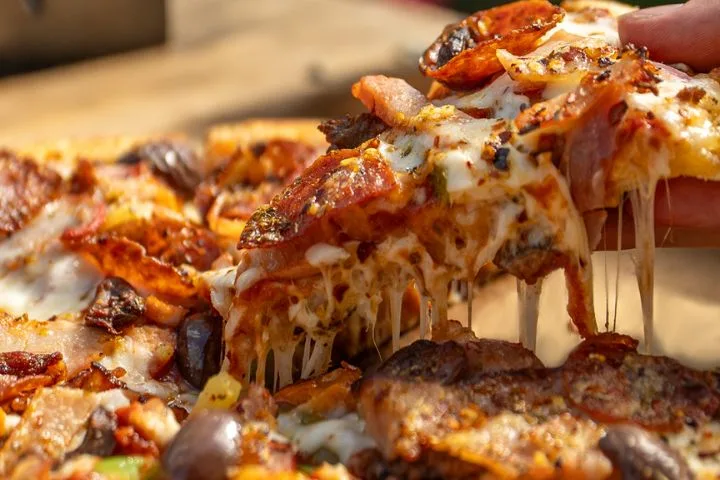 dominos-deals-today