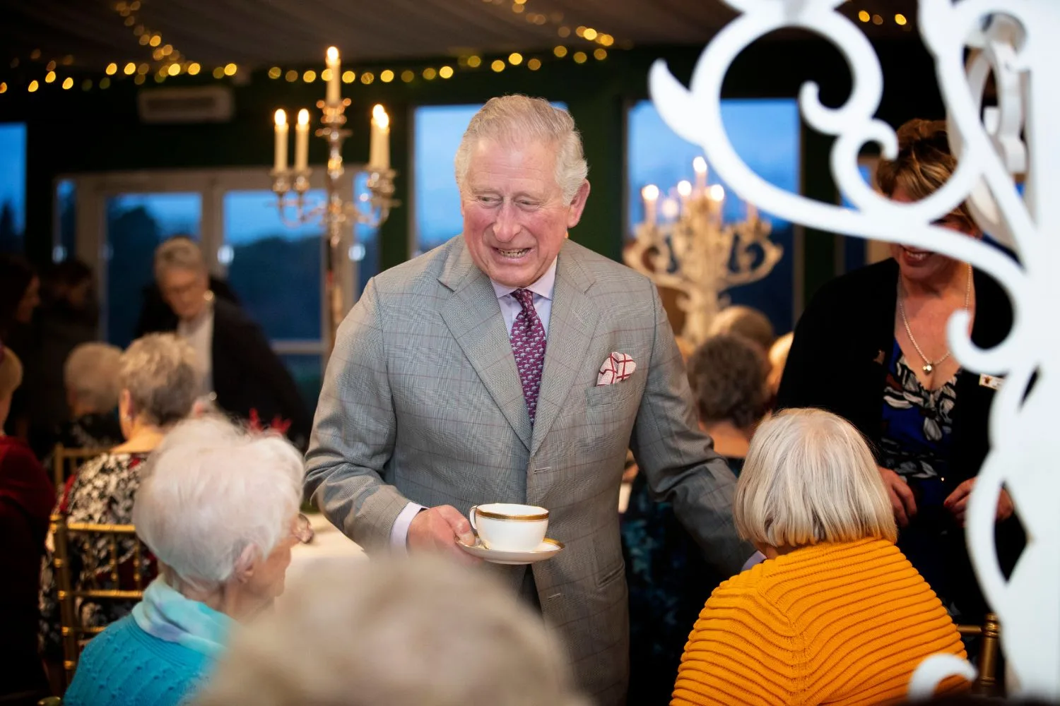 what-does-king-charles-drink