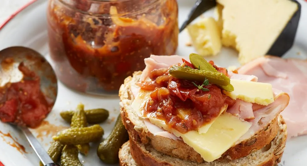Quick Caramelised Onion and Tomato Chutney Recipe Recipe | New Idea