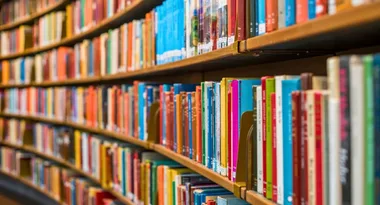 Booktopia is having a major sale with huge discounts for book lovers!