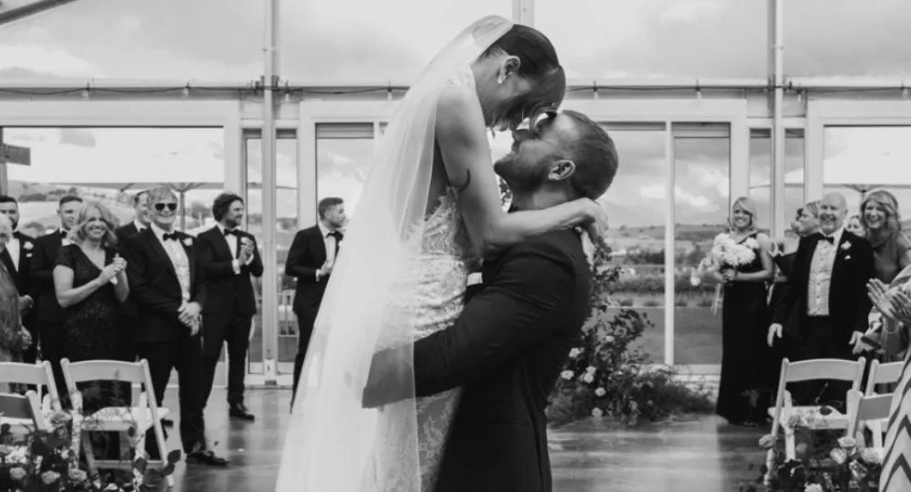 Former Neighbours star Bonnie Anderson shares new photos from her wedding