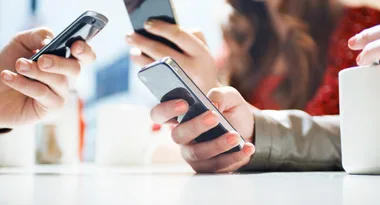 Police warn parents of new NameDrop feature on the recent iPhone update