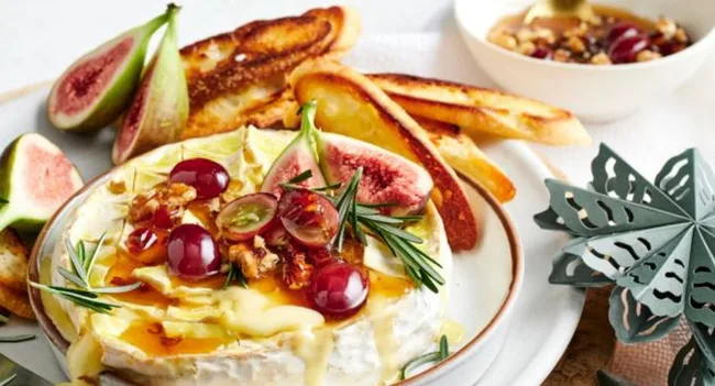 Brie with Honey Grape Syrup
