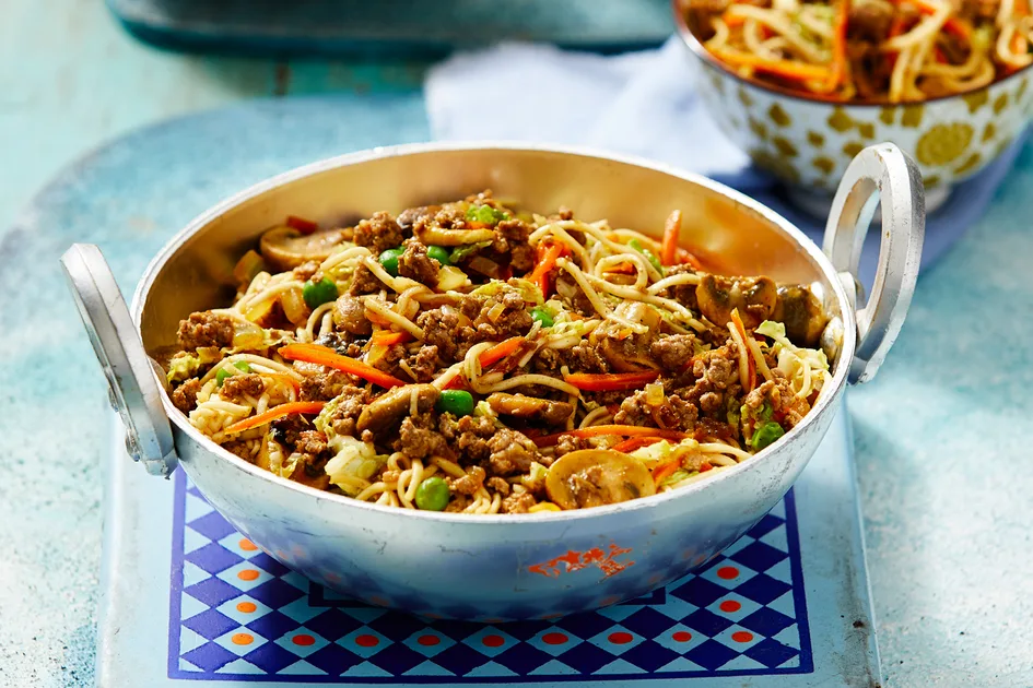 Beef Chow Mein Noodles recipe Recipe | New Idea