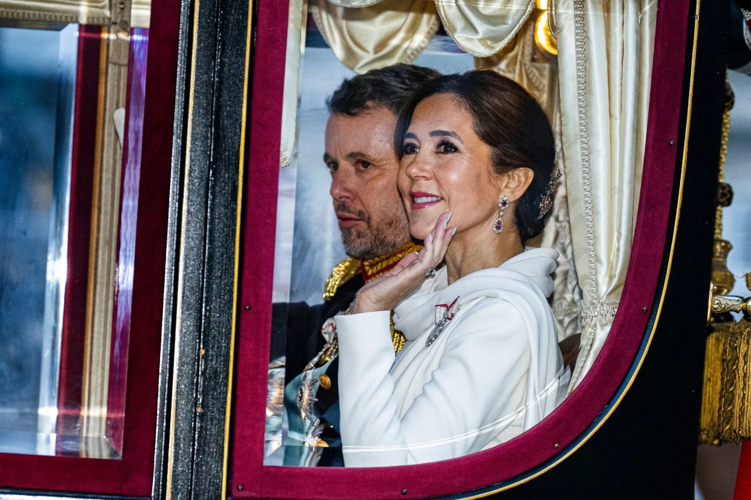 king-frederik-queen-mary-proclamation
