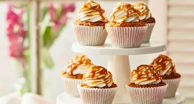 These Caramel Meringue Cupcakes are filled with temptation