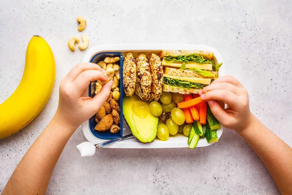 kids-healthy-lunch-box