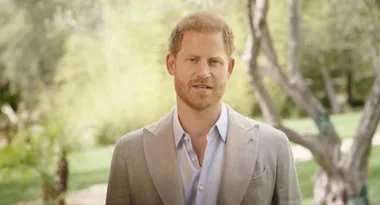 Prince Harry says wife & kids will now “never return” to UK