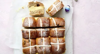 This Hot Cross Bun Vanilla Slice is a must try recipe this Easter