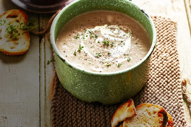 Mushroom-and-bacon-soup