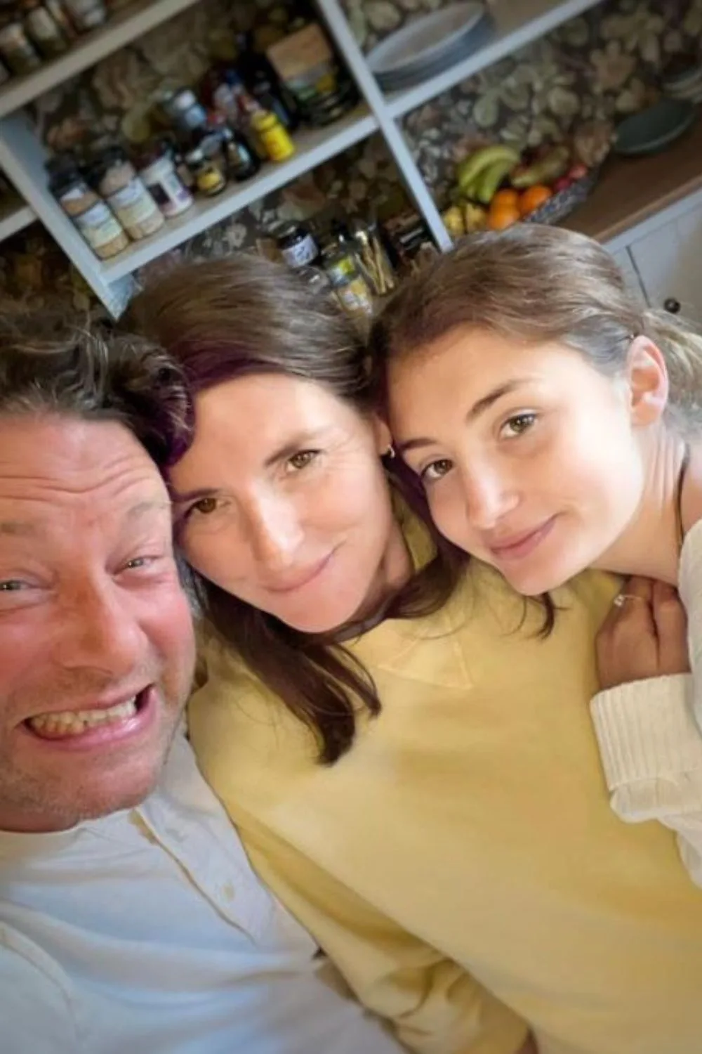 jamie oliver family