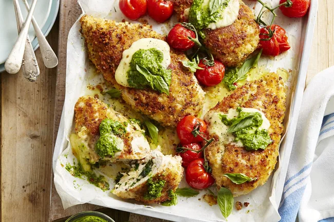gluten-free-chicken-kiev-with-garlic-butter