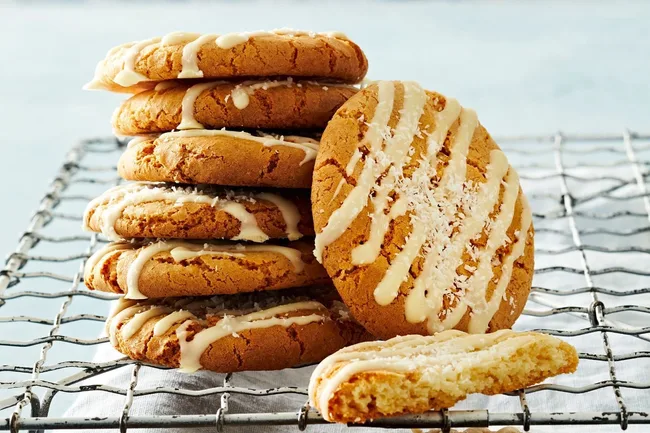 5-ingredient-chewy-coconut-cookies