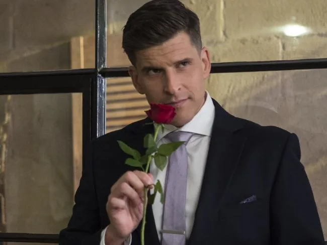 Osher Gunsberg on Offspring