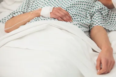 Mother refuses cancer treatment to save her unborn child