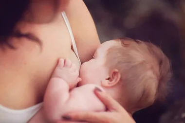 Mum in ‘adult brestfeeding relationship’ defends herself