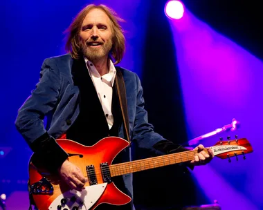 Music legend Tom Petty has suffered a full cardiac arrest and passed away