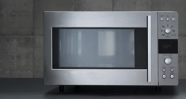 The simple trick to clean your microwave