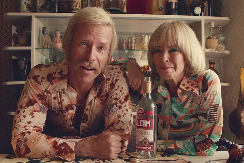 swinging safari