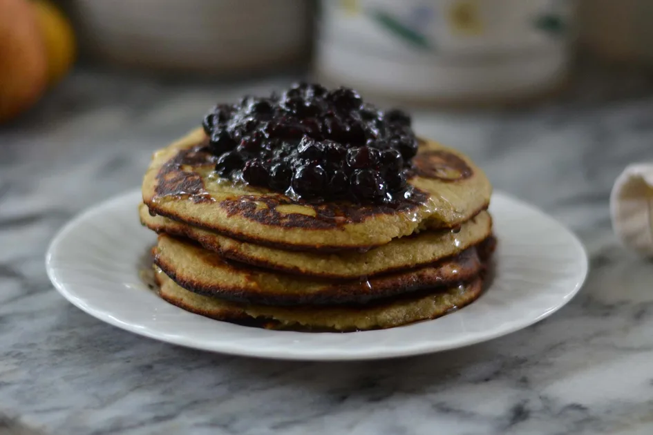 Protein pancakes with blueberry topping recipe Recipe | New Idea