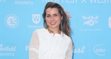 Former Bachelor star comes out as bisexual