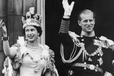 The Queen and Prince Philip celebrate 70th wedding anniversary with new photo