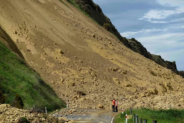Experts have issued an earthquake warning for New Zealand