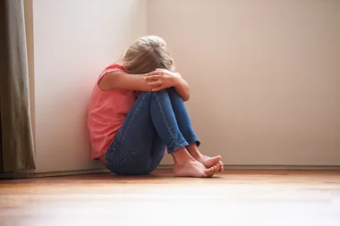 Mother furious after her 7-year-old is ‘forced to sit on the floor’ for being late to school