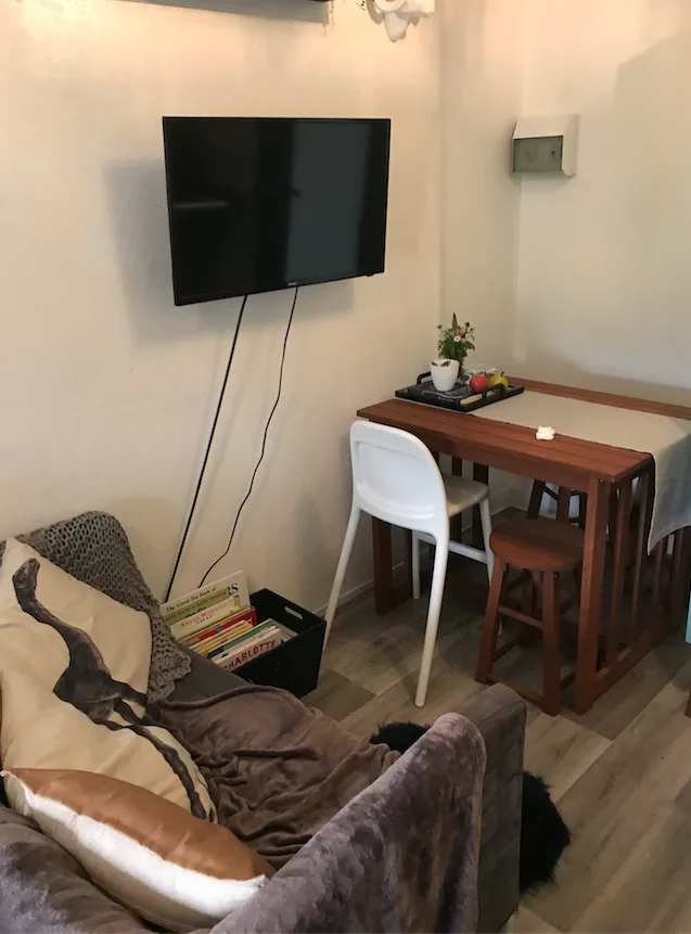 Single mum Charlotte Sapwell built her own tiny home for $13,000