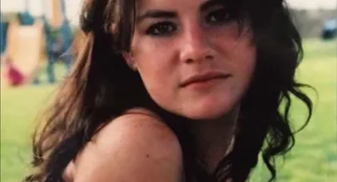 Can YOU guess the celebrity mum in this flashback photo?