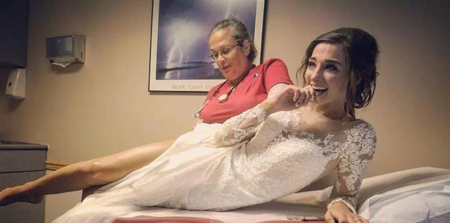 Bride suffers allergic reaction to her wedding bouquet