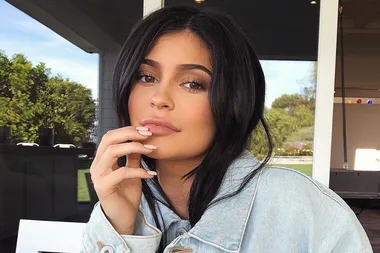 Pregnant Kylie Jenner breaks social media silence