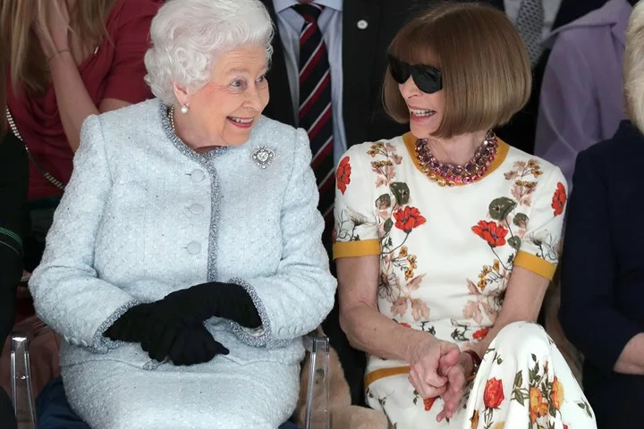 queen elizabeth with anna