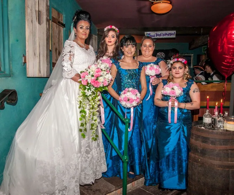 I got married to a GHOST