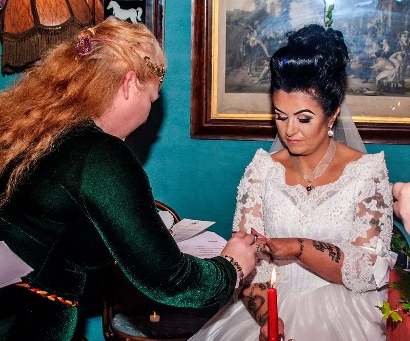 I got married to a GHOST