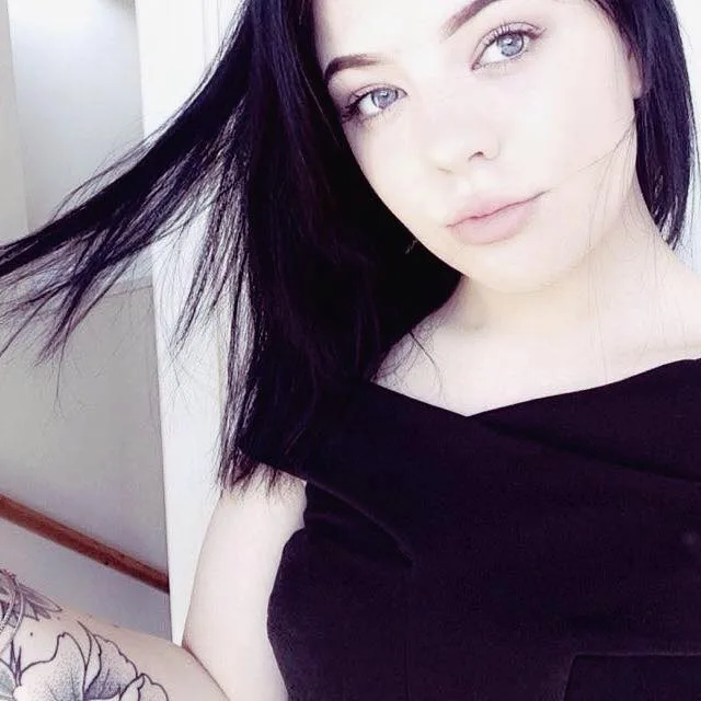 Why this mum&rsquo;s candid post-baby body photo has gone viral