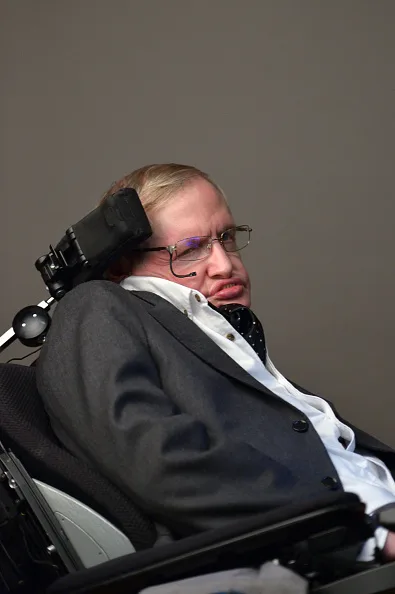 Stephen Hawking dies