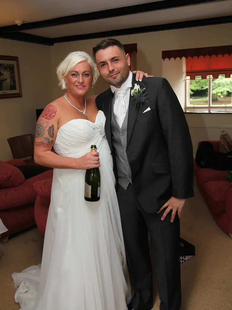 Bridesmaid tells: ‘I had a baby with the GROOM’