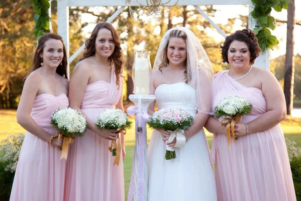 Shrinking bridesmaid tells: &lsquo;How I lost 50kg for the big day