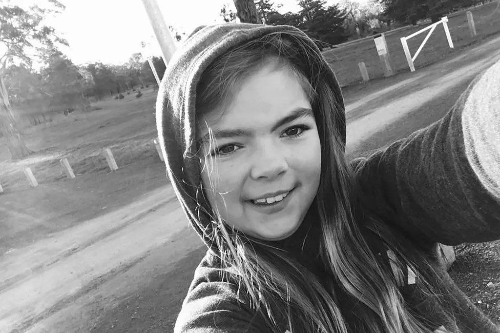Mum’s heartbreak after daughter, 11, is bullied for her eyebrows