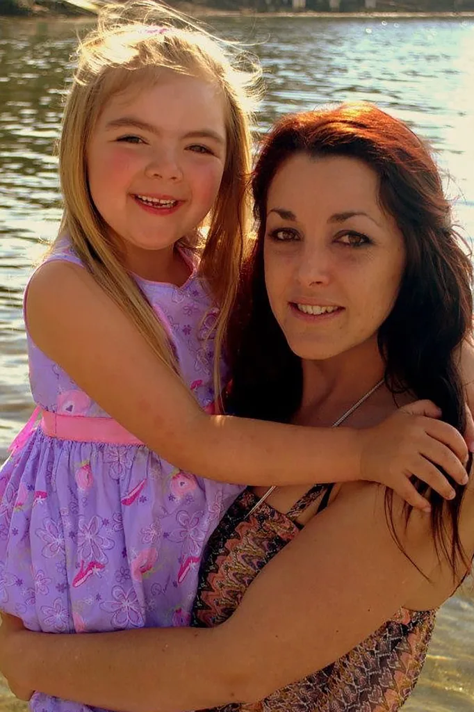 Mum’s heartbreak after daughter, 11, is bullied for her eyebrows