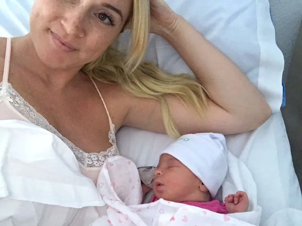 Mum tells: I had a boob job so I could BREASTFEED