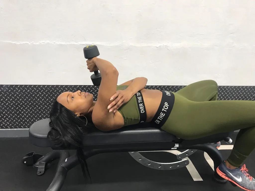 Repeat this for 12 repetitions on each side for three sets. I’d advise trying this this workout two to three times a week. You’ll see a difference in no time. For more workout ideas and inspiration, follow Fontaine Gordon on Instagram – @lunges_and_leggings.